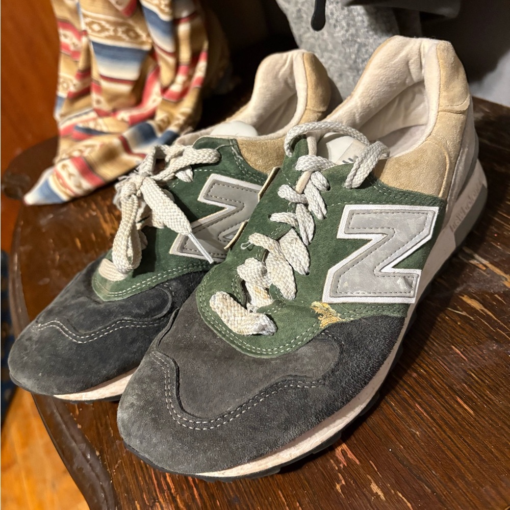 New Balance Women’s Green and Grey Sneakers